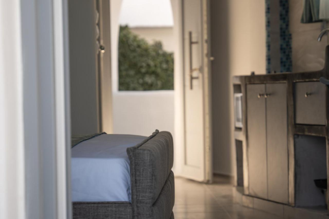 N Renieris Apartments Фиростефани Экстерьер фото