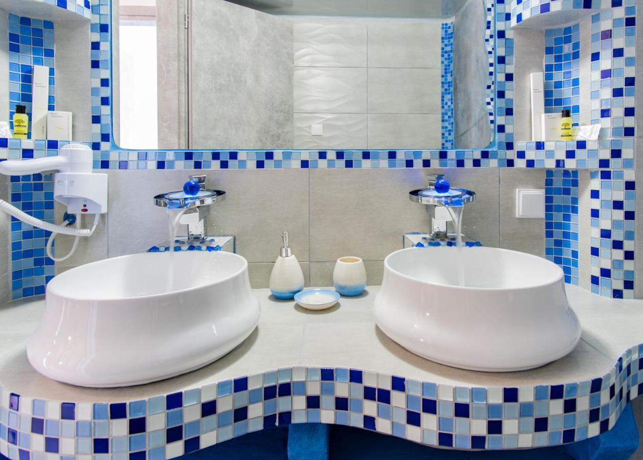 N Renieris Apartments Фиростефани Экстерьер фото